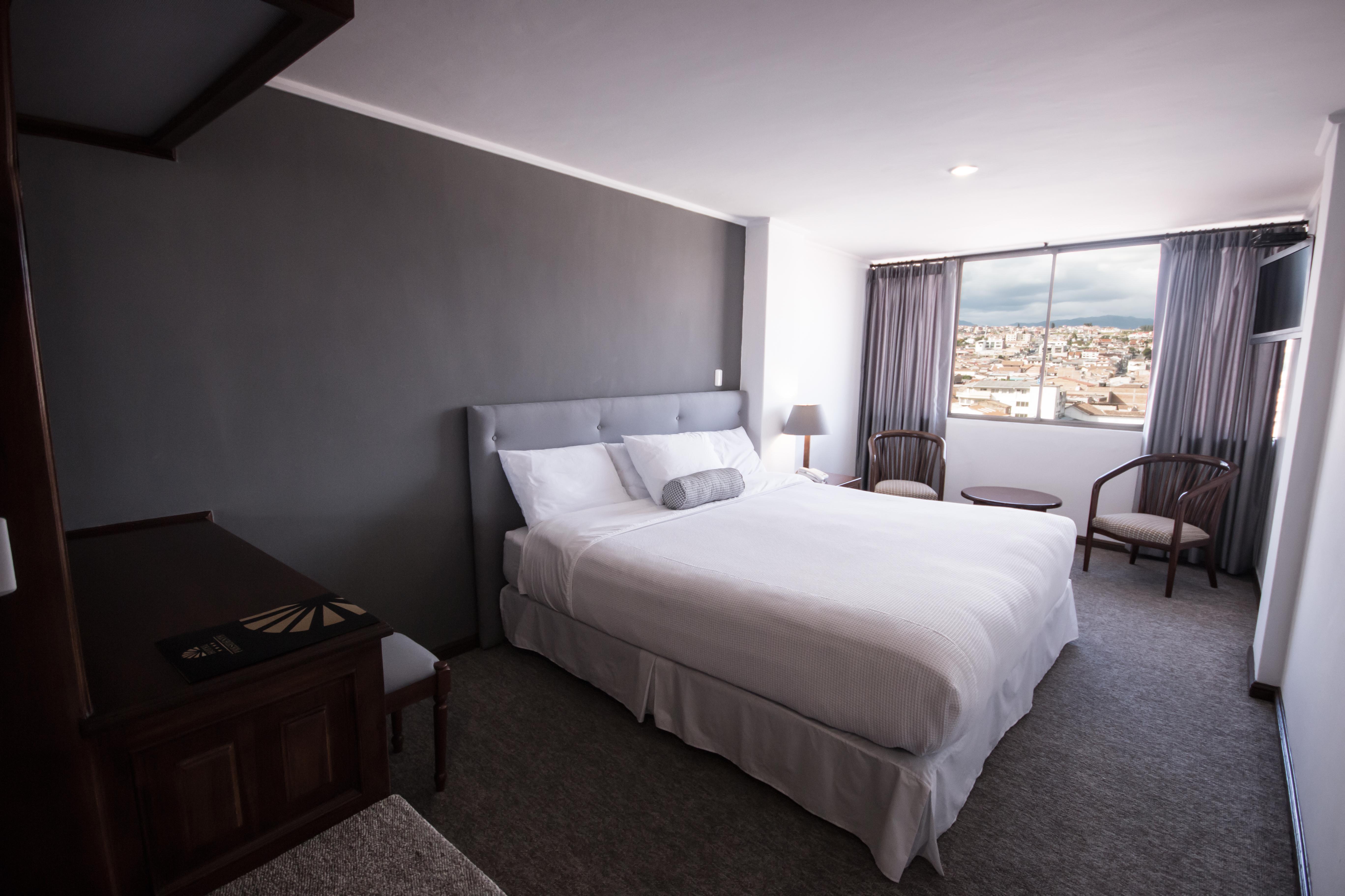 Hotel Presidente Cuenca Exterior photo