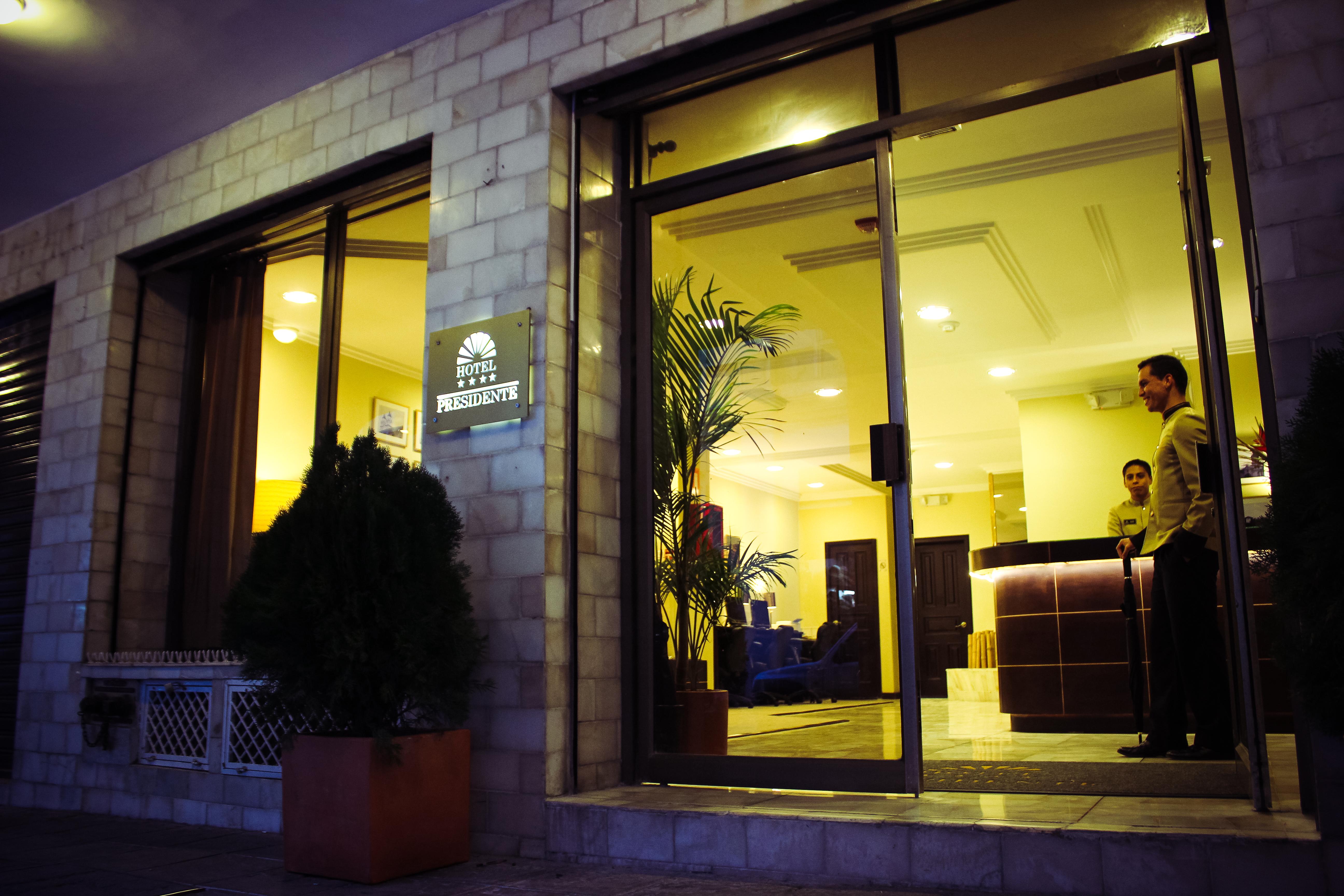 Hotel Presidente Cuenca Exterior photo